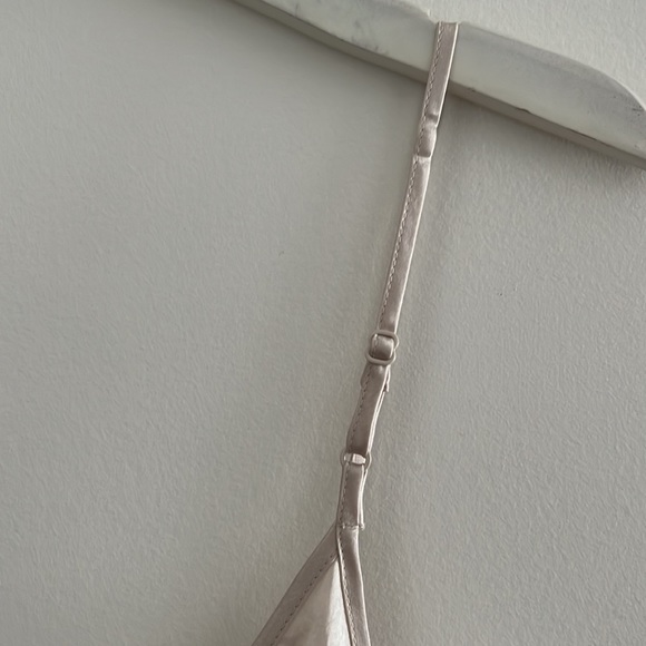 Babaton Blouse - Picture 5 of 7